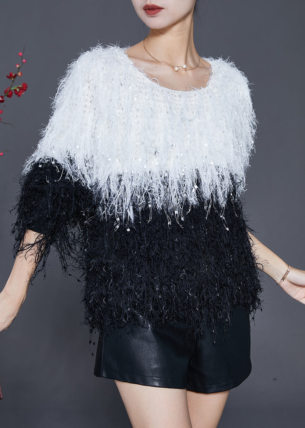 Well Tailored Top with a Graceful Silhouette