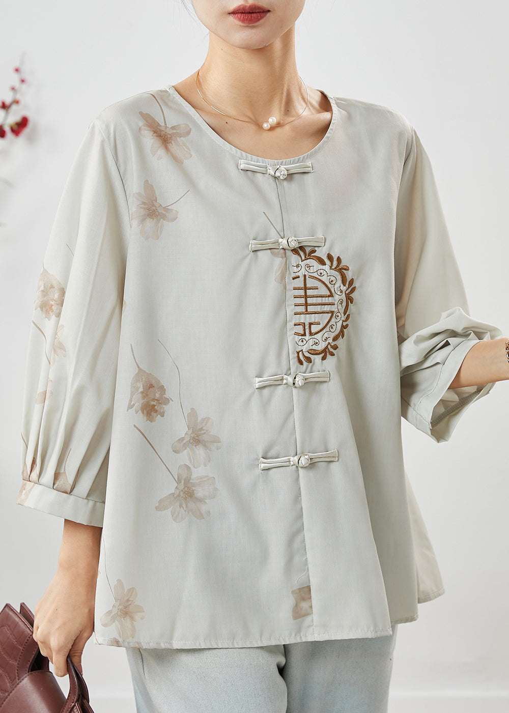 Classic Vintage Top with a Flattering Fit