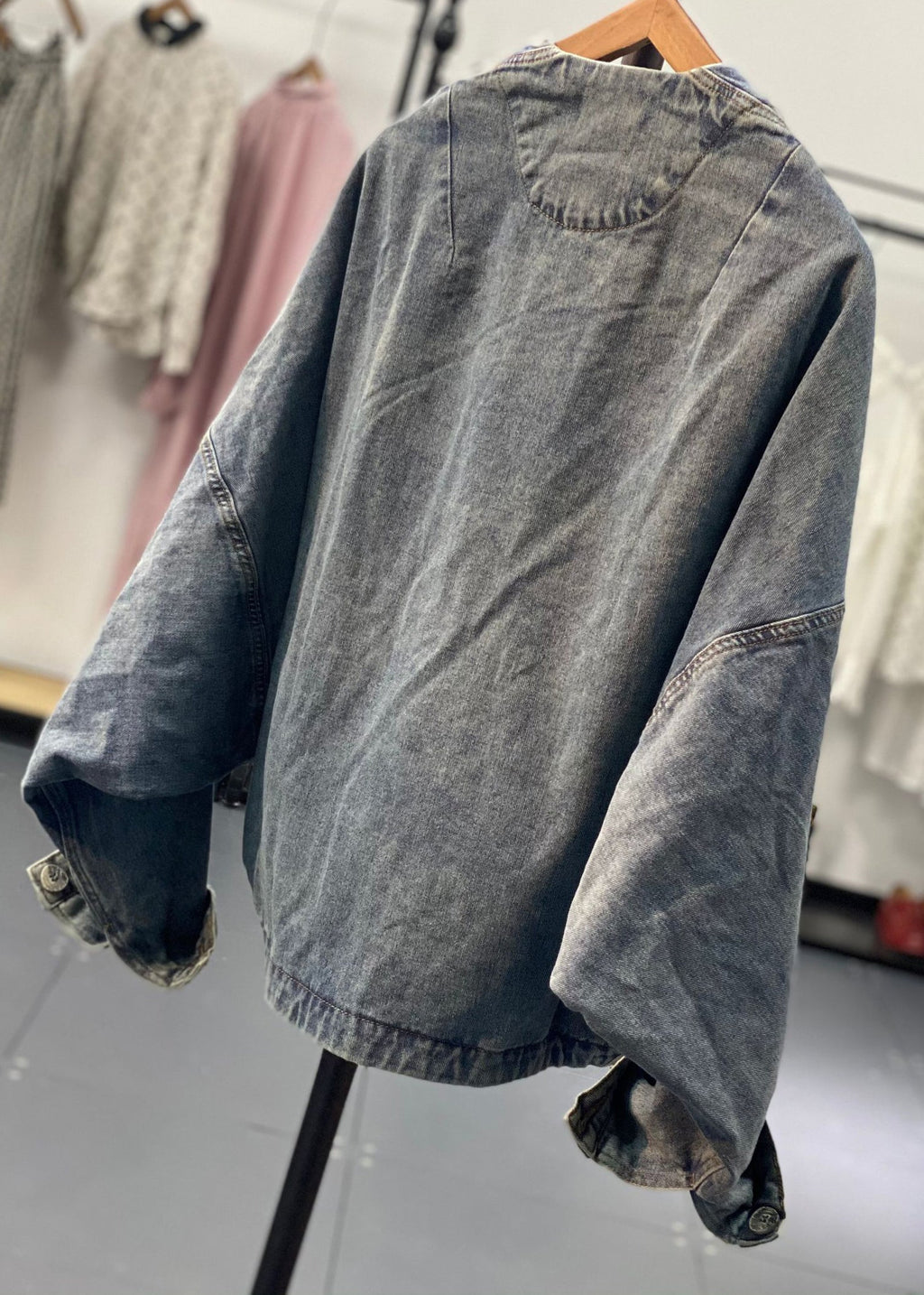 Beautifully Finished Coat in a Timeless Design