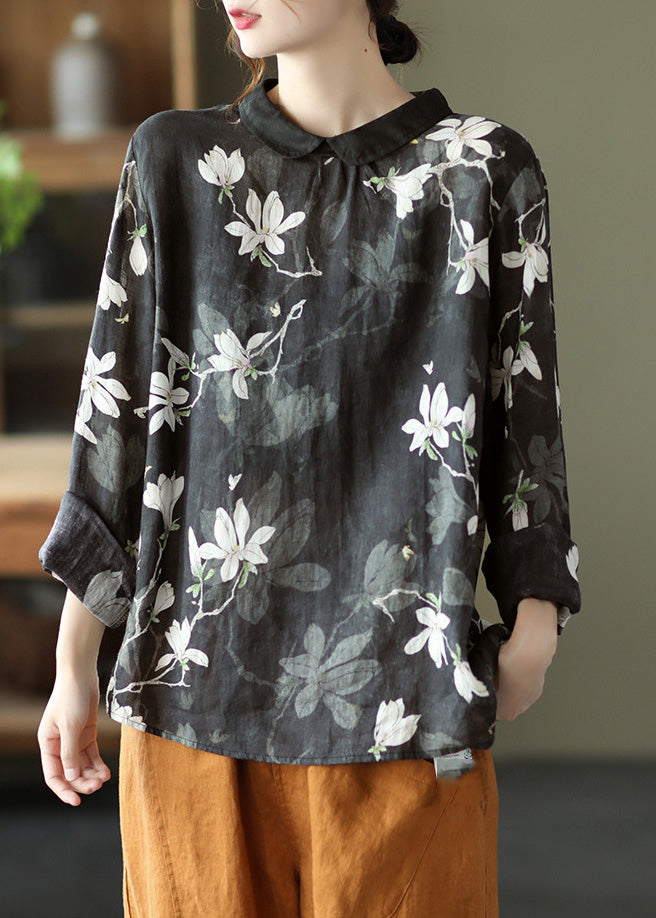 Effortlessly Elegant Top with a Timeless Design