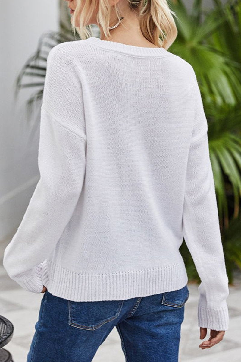Well Tailored Sweater with a Graceful Silhouette