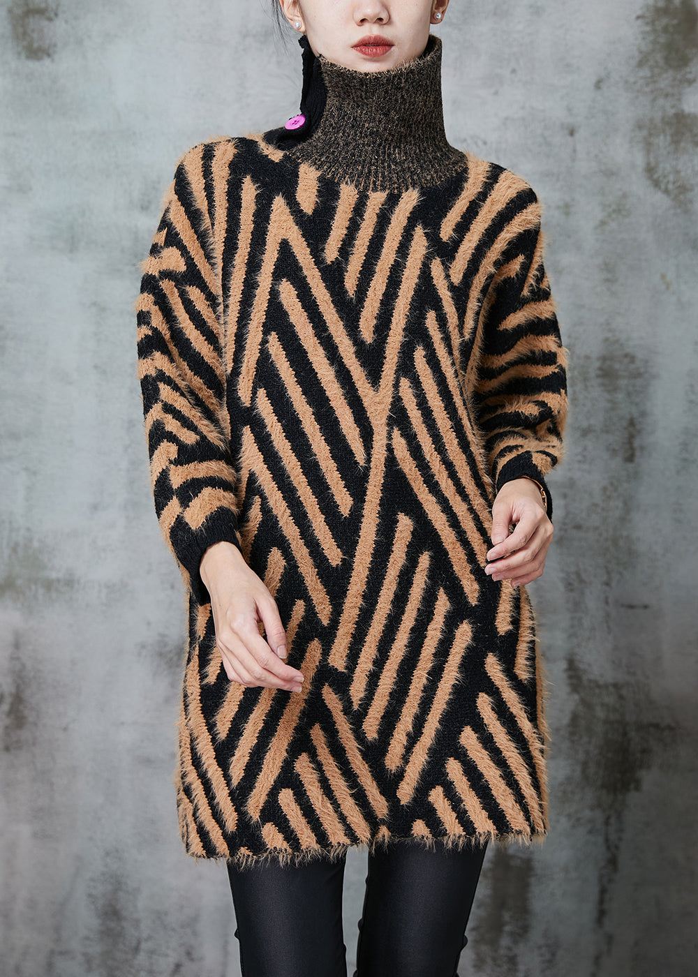 Beautifully Finished Sweater in a Timeless Design