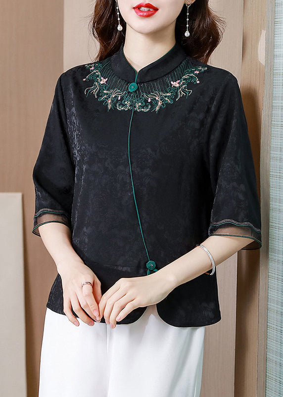 Effortlessly Elegant Shirt with a Timeless Design