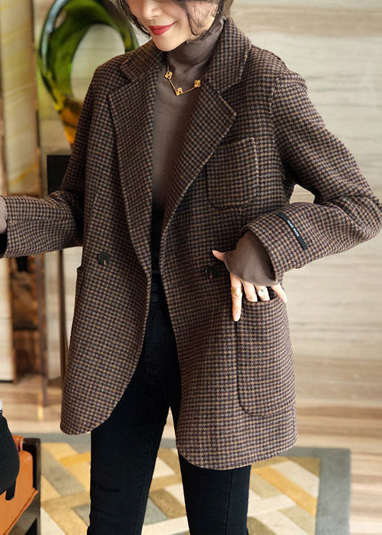 A Vintage Style Coat with Delicate Timeless Details