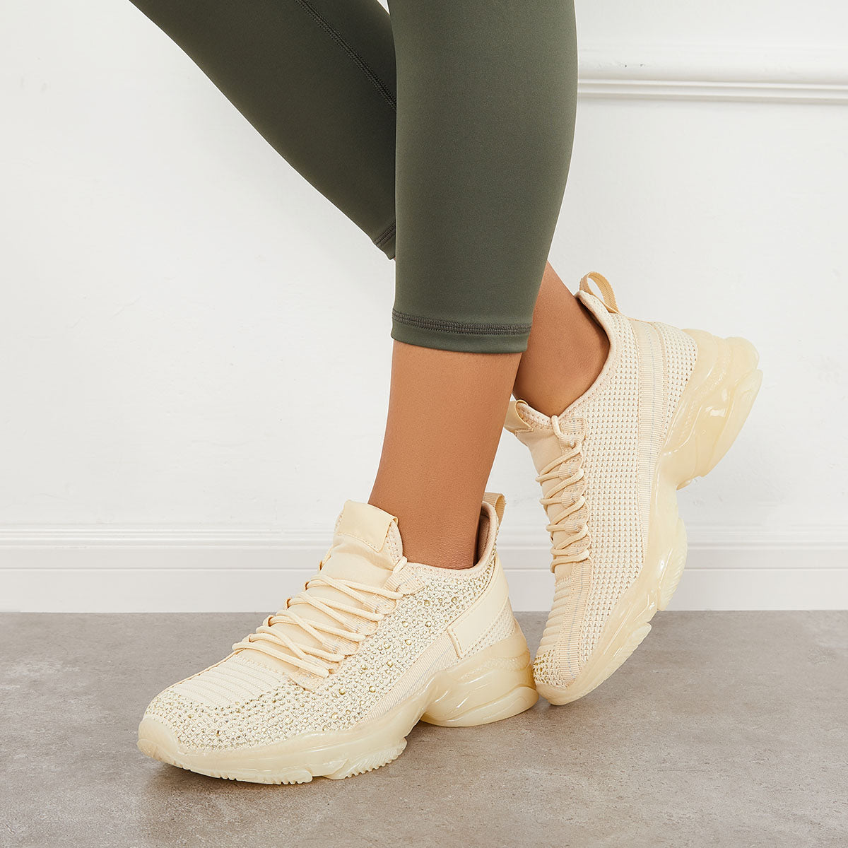 Classic Orthopedic Sneakers with Timeless Style