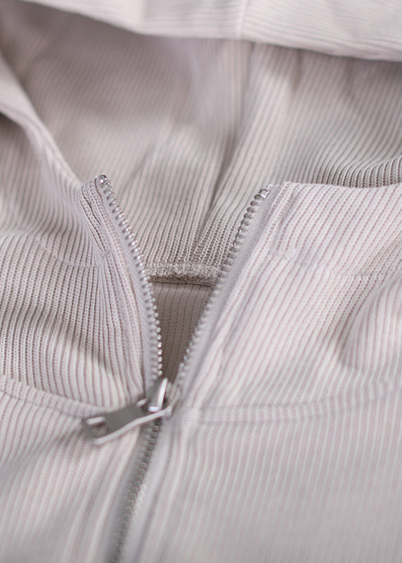 Effortlessly Elegant Top with a Timeless Design