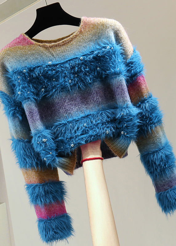 Gracefully Styled Sweater for Any Occasion