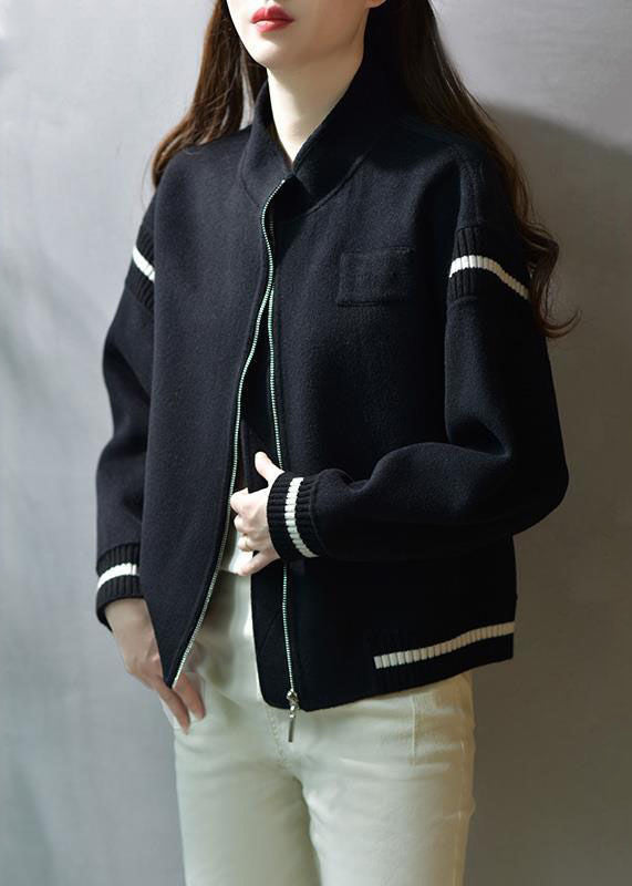 Elegantly Styled Coat for Everyday Wear