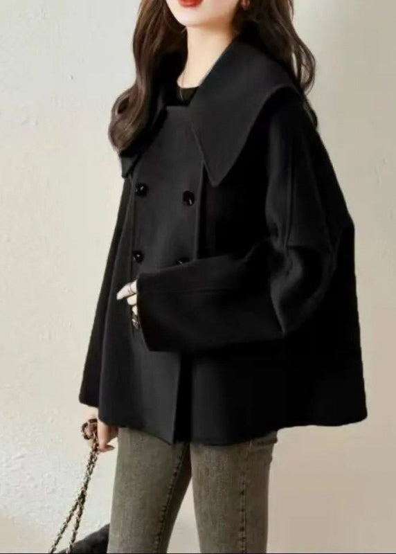 Gracefully Styled Coat for Any Occasion