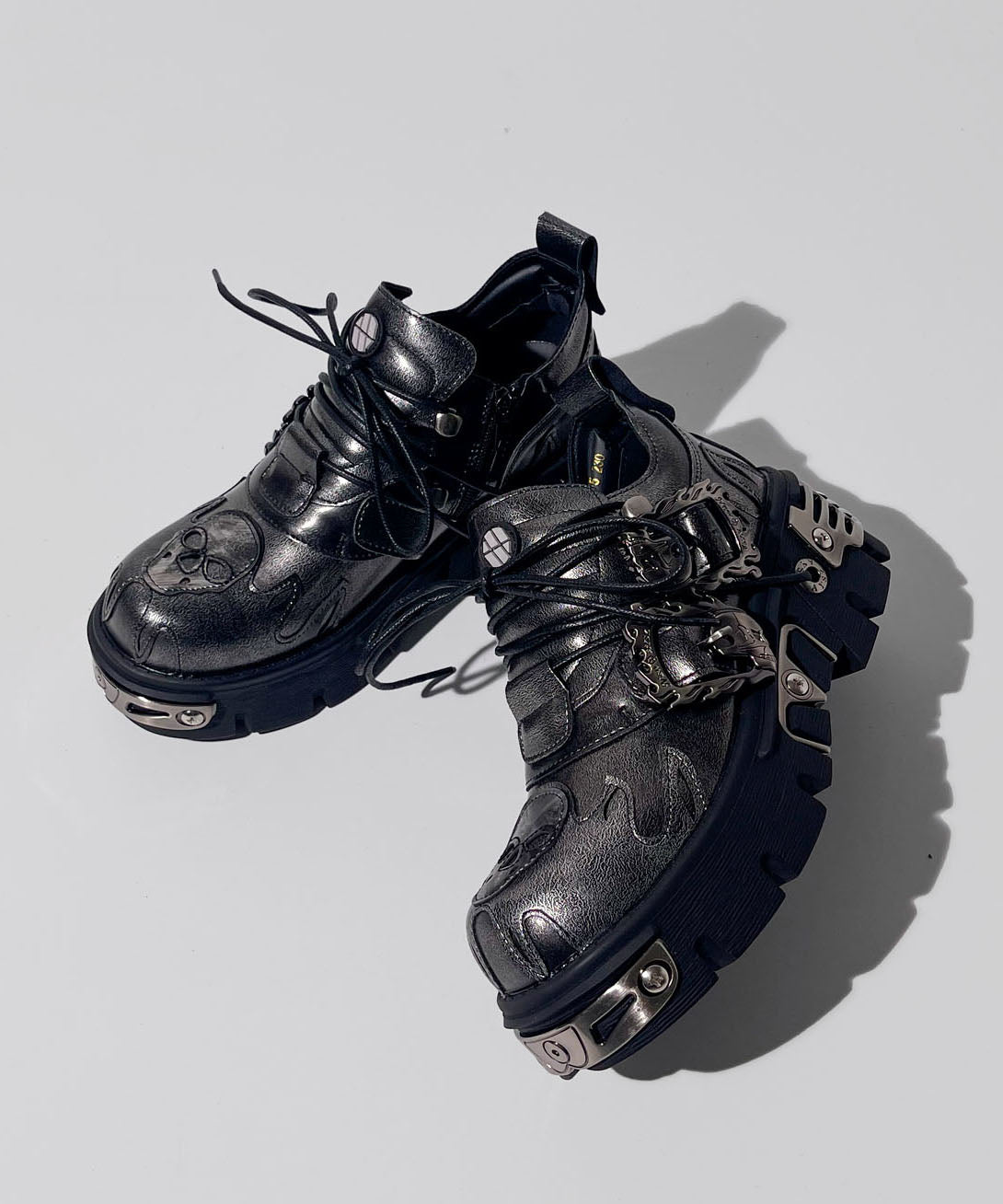 Graceful Orthopedic Shoes for Modern Look