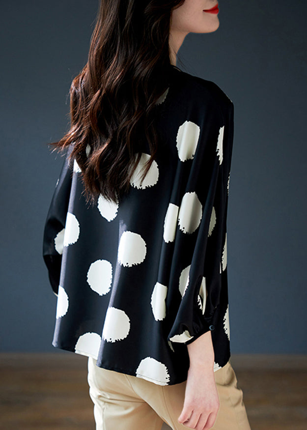 Beautifully Finished Top in a Timeless Design