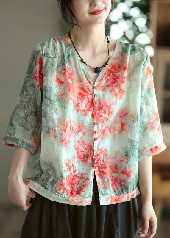 Classic Vintage Shirt with a Flattering Fit