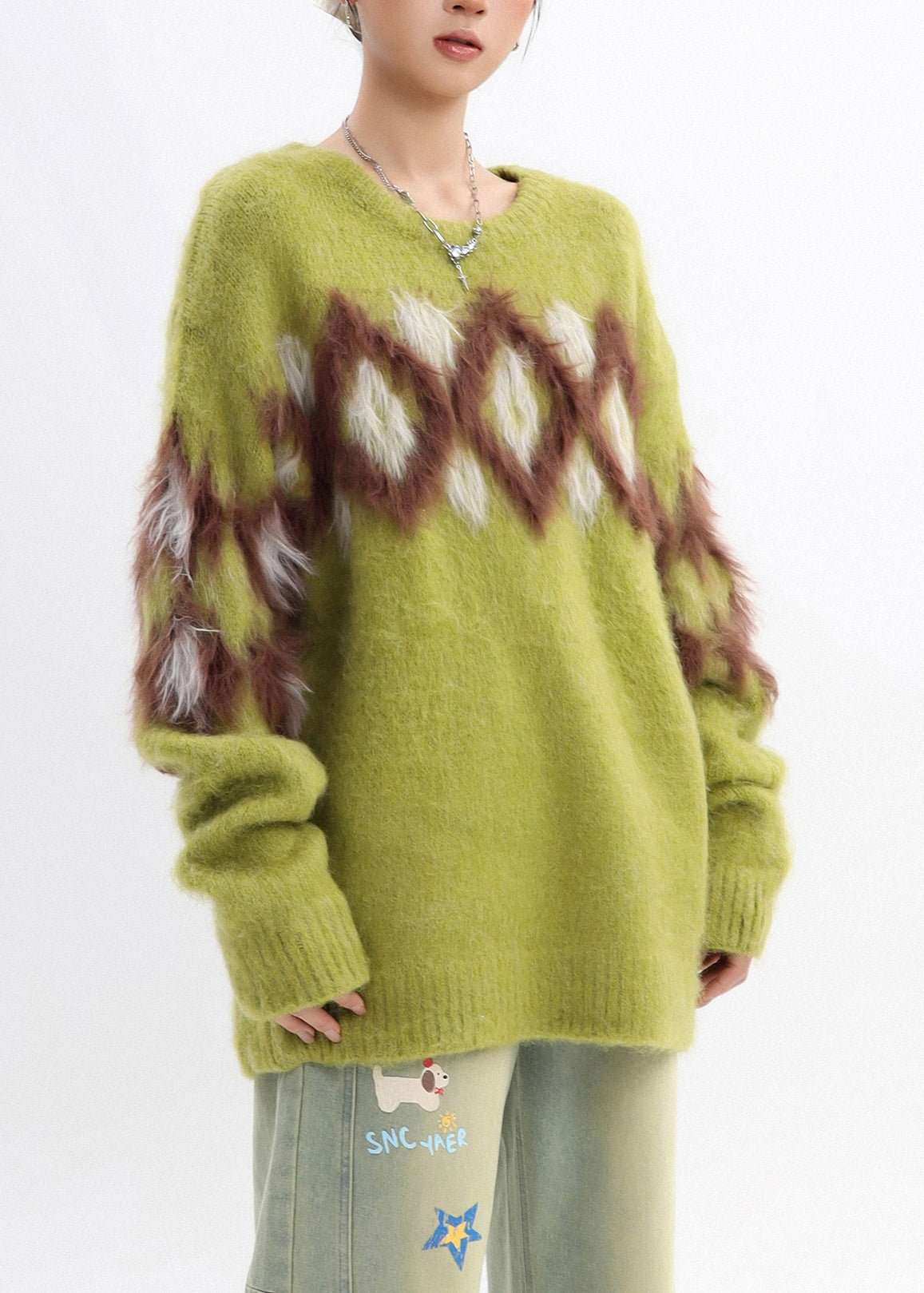 Effortlessly Elegant Top with a Timeless Design