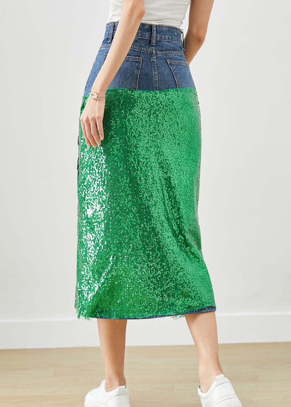 Polished Garment with an Effortless Classic Look