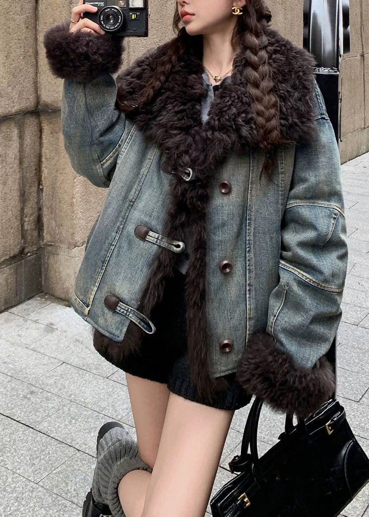 Elegantly Styled Jacket for Everyday Wear