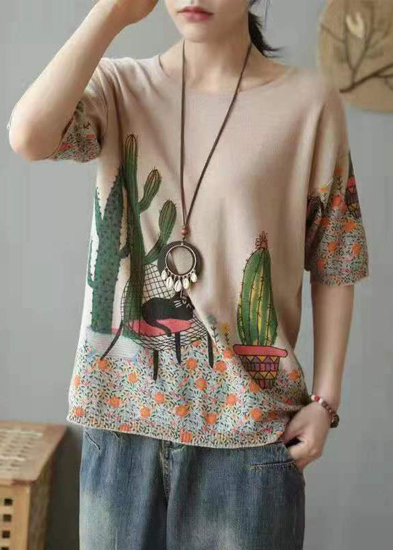 Classic Vintage Top with a Flattering Fit