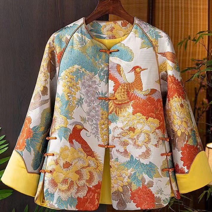 Effortlessly Elegant Coat with a Timeless Design