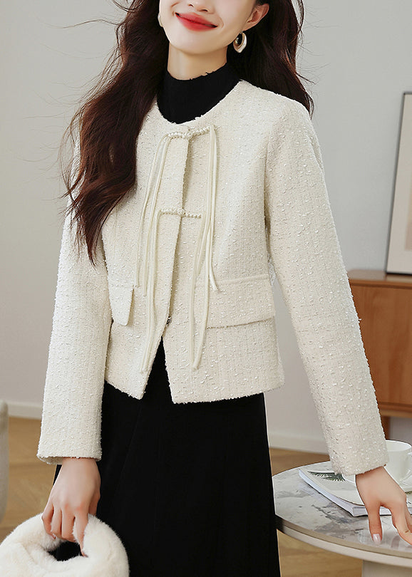 Beautifully Finished Coat in a Timeless Design