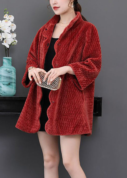Well Tailored Jacket with a Graceful Silhouette