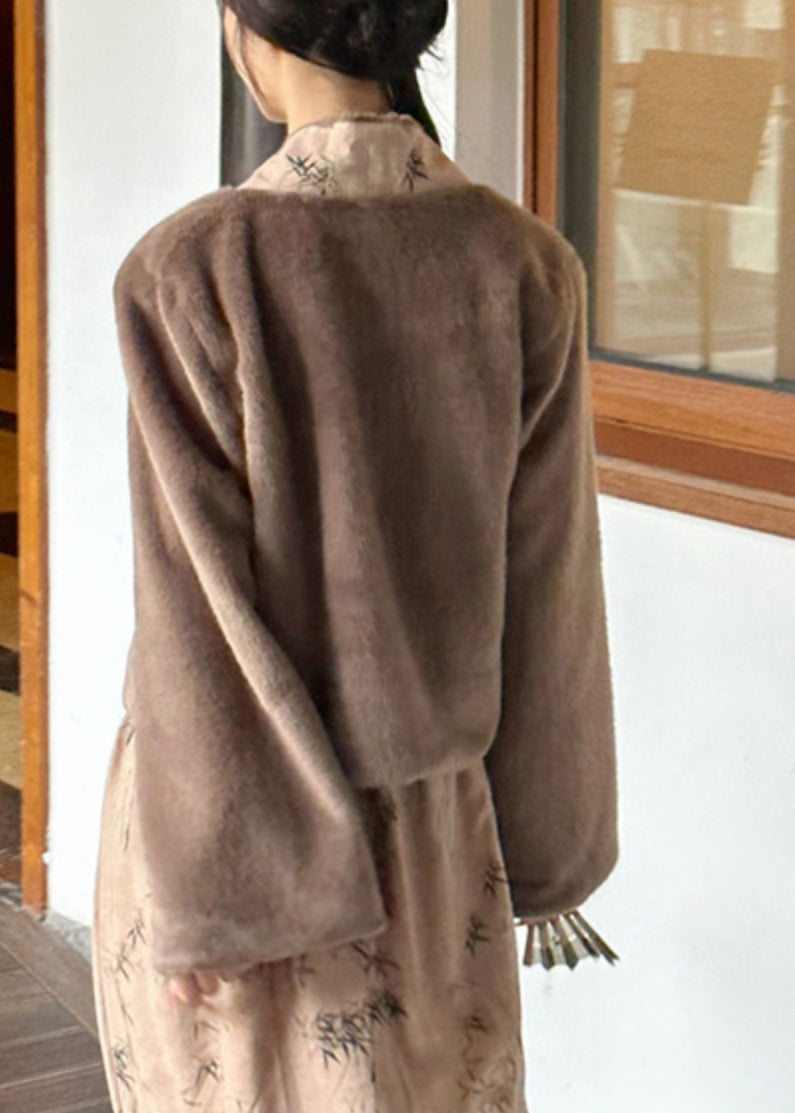 Classic Vintage Coat with a Flattering Fit