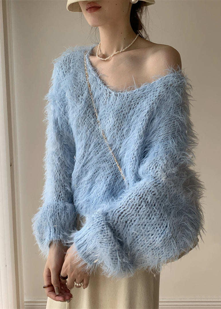 Beautifully Finished Sweater in a Timeless Design