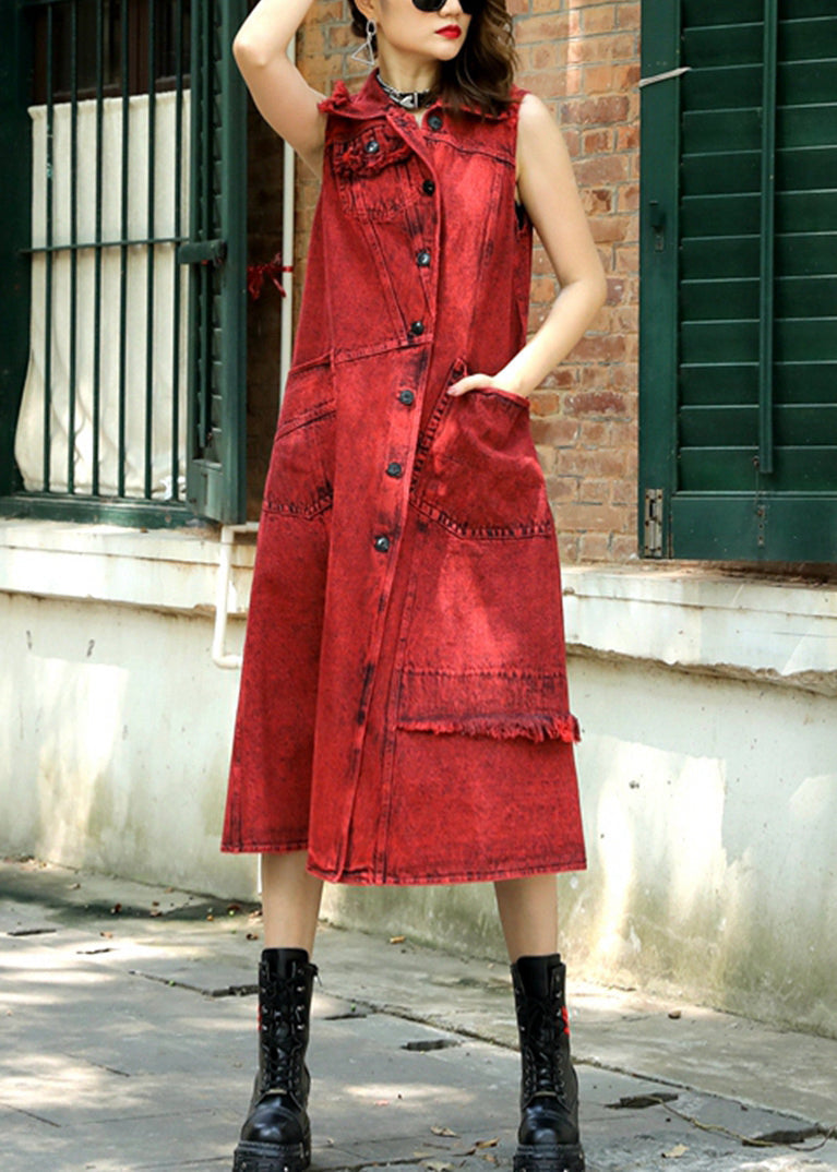 A Vintage Style Coat with Delicate Timeless Details