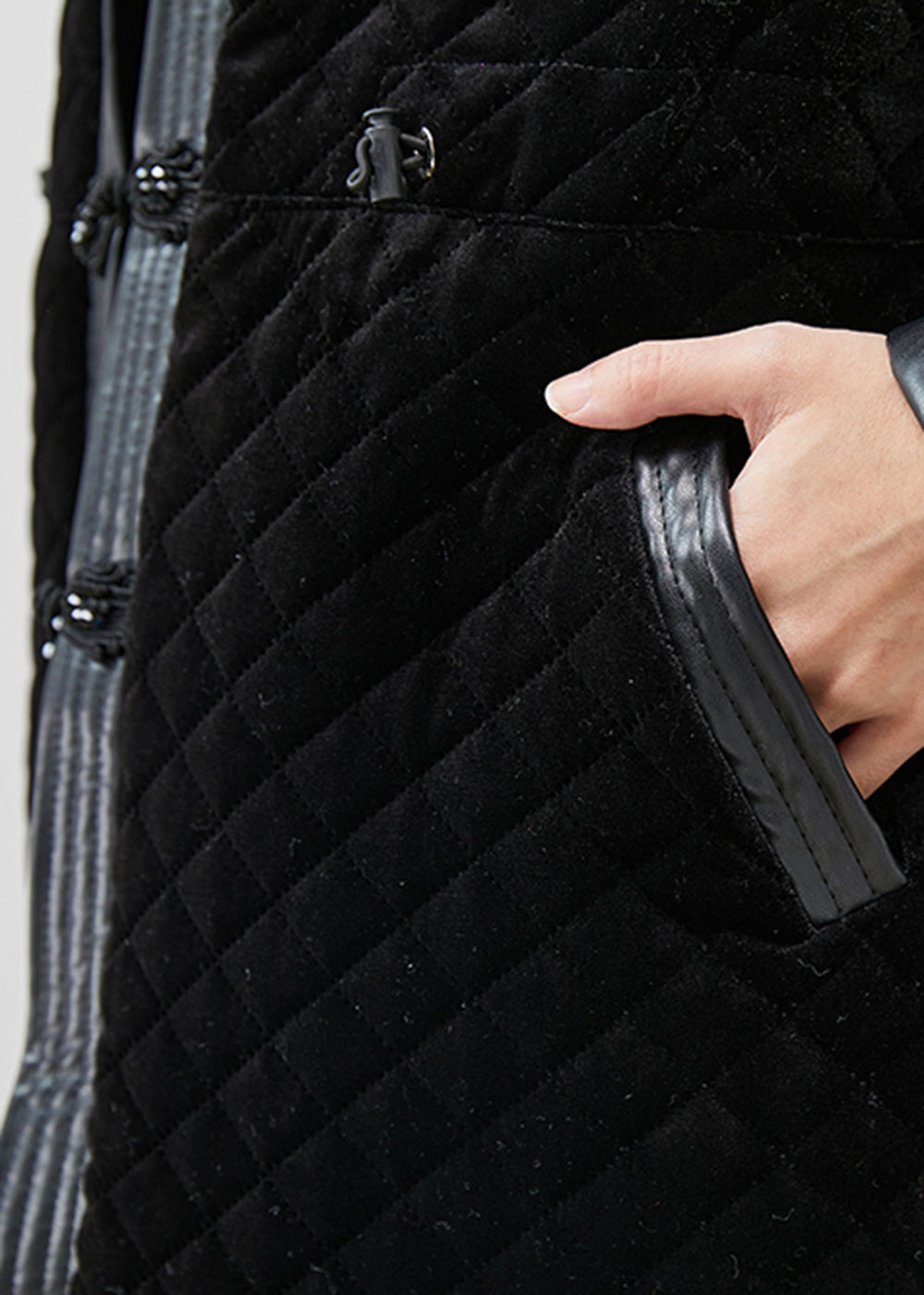 Classic Vintage & Enduringly Stylish Coat