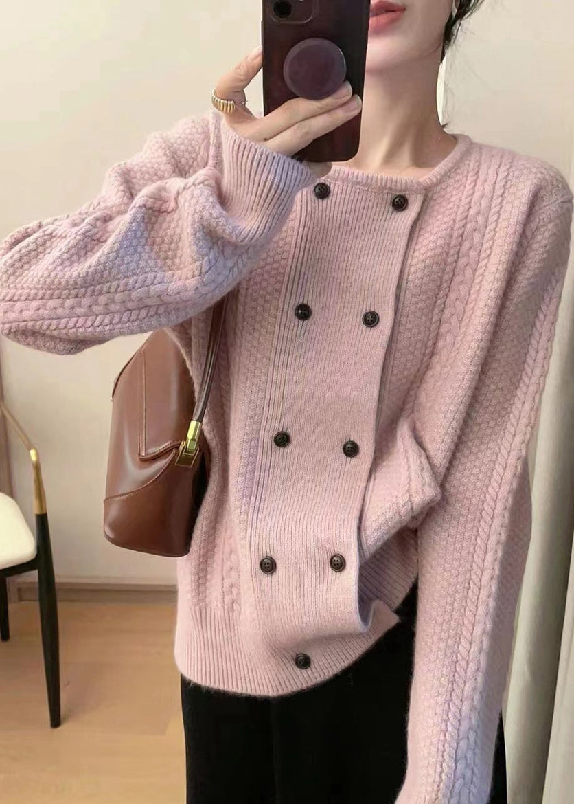 Beautifully Finished Top in a Timeless Design