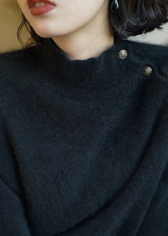 Beautifully Finished Sweater in a Timeless Design