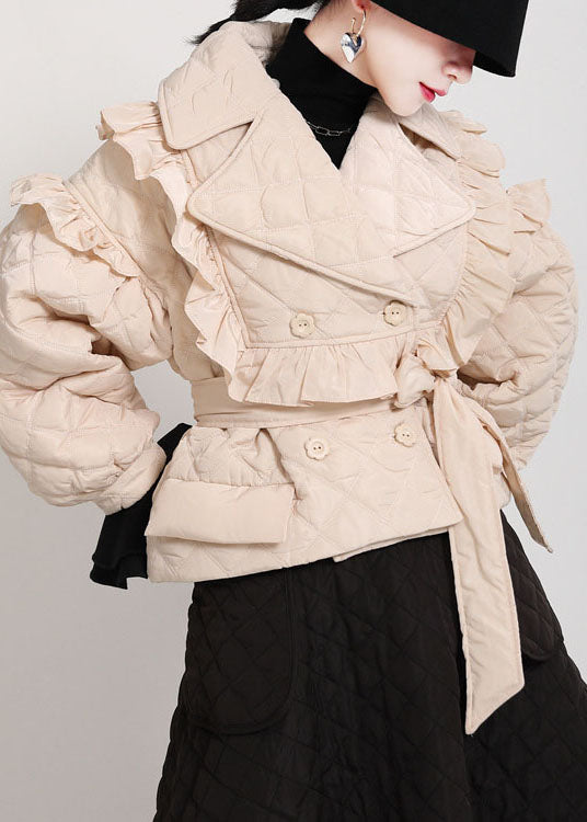 Effortlessly Elegant Coat with a Timeless Design