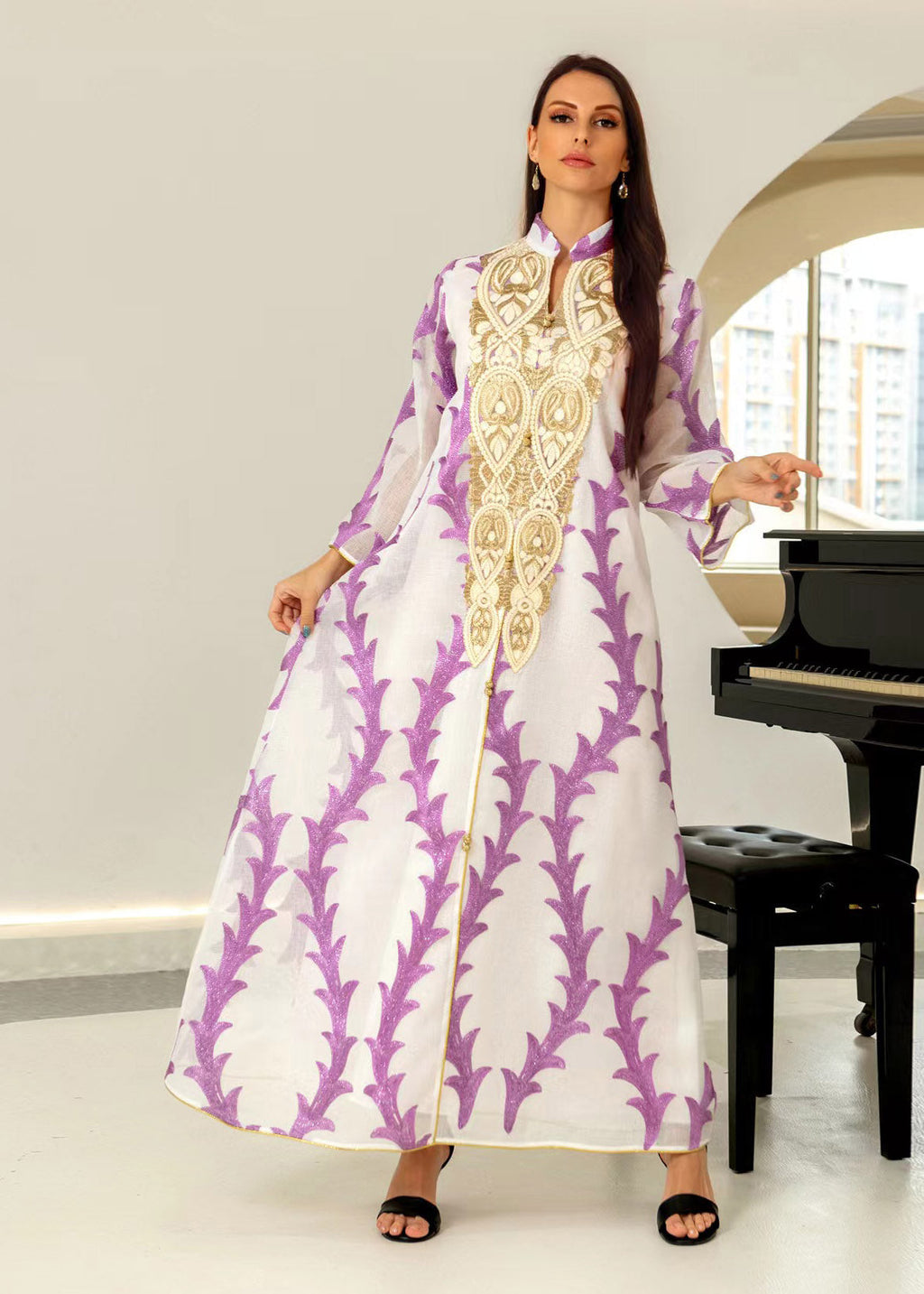Beautifully Crafted Dress in a Classic Style