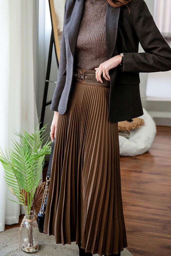 Classic Vintage Garment with a Flattering Fit