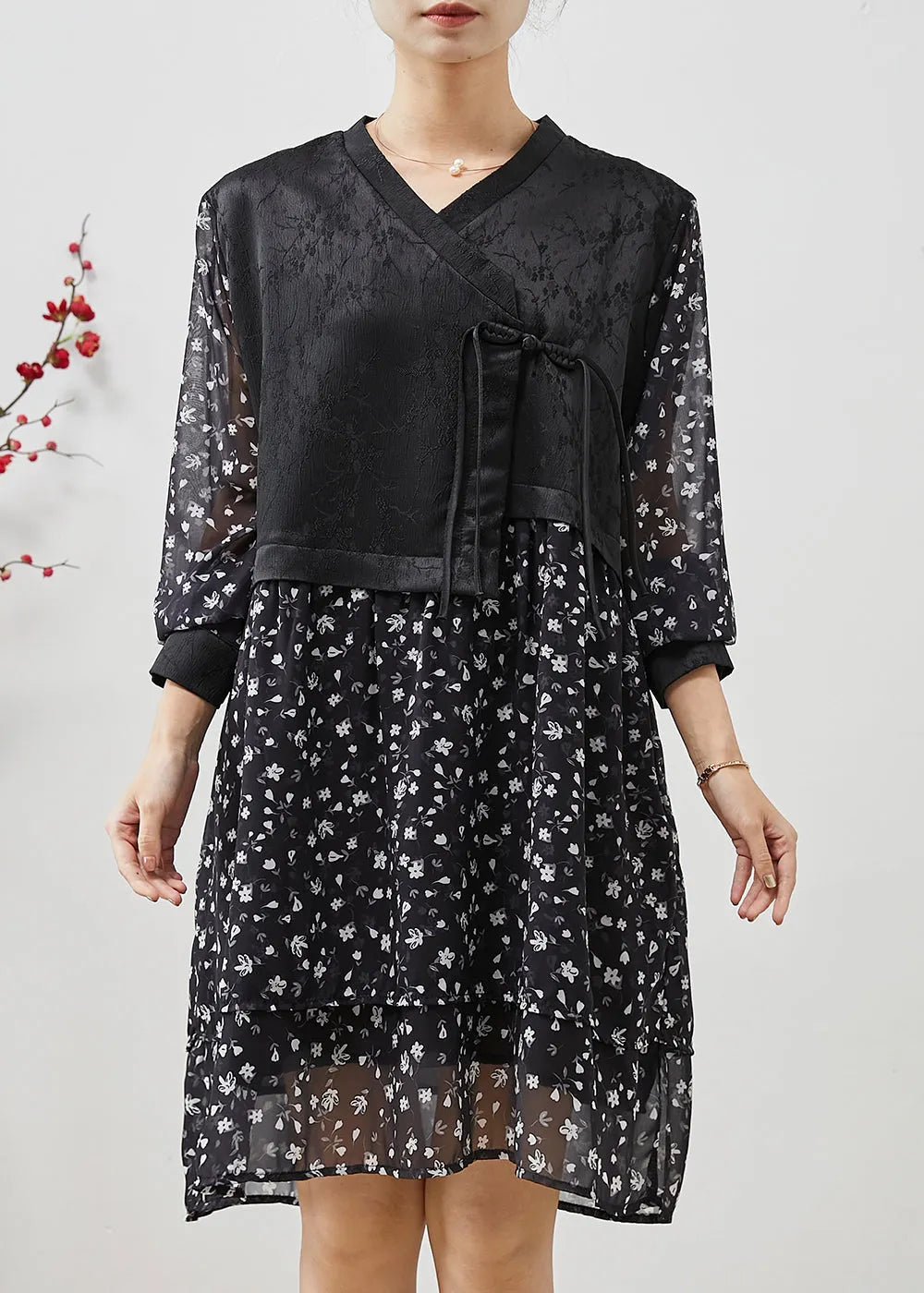 Gracefully Styled Dress for Any Occasion