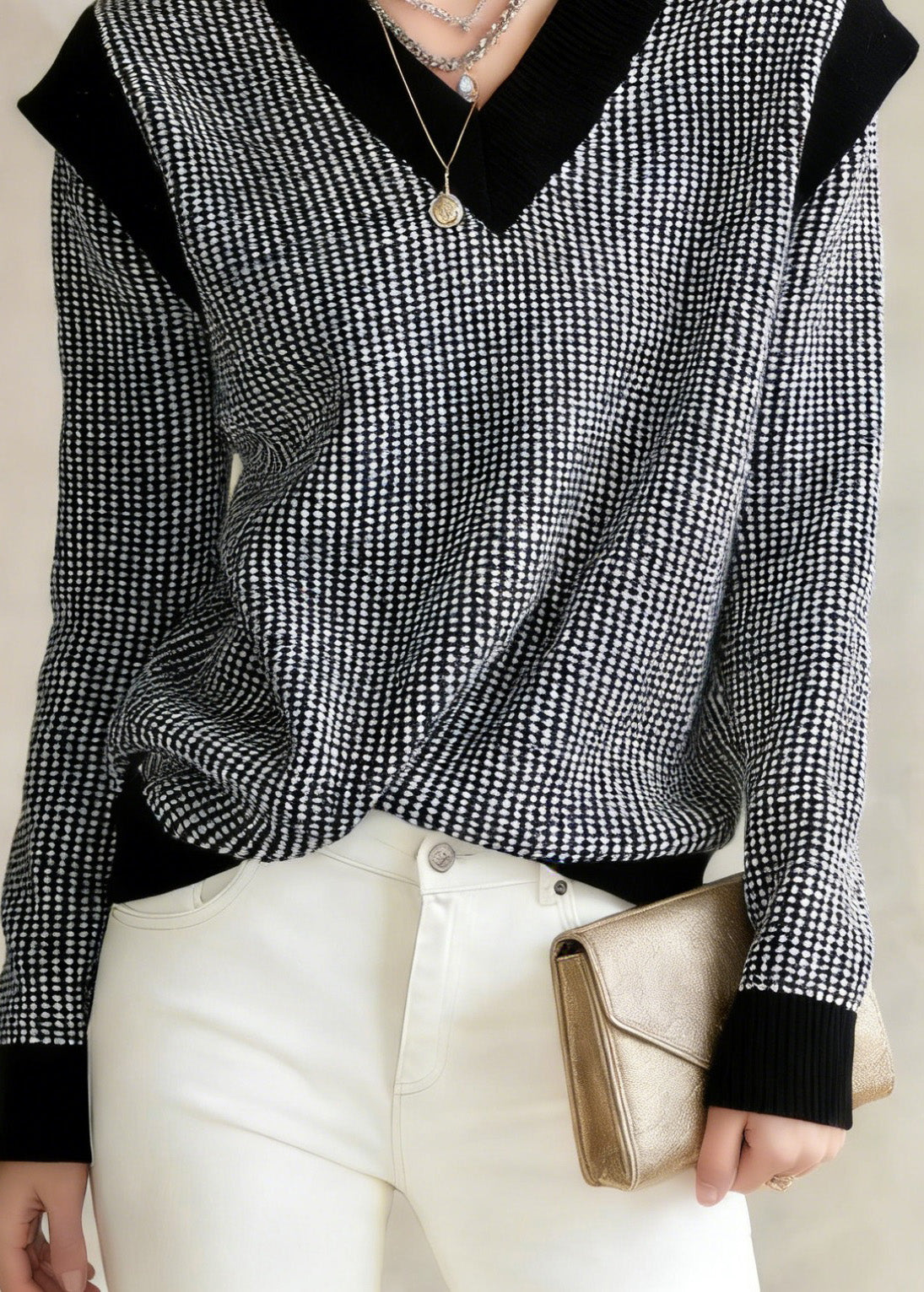 Beautifully Crafted Sweater in a Classic Style