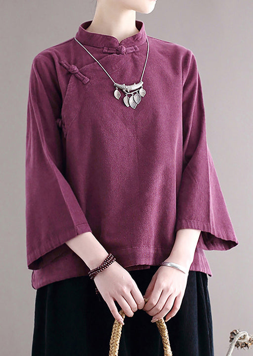 Classic Vintage Shirt with a Flattering Fit