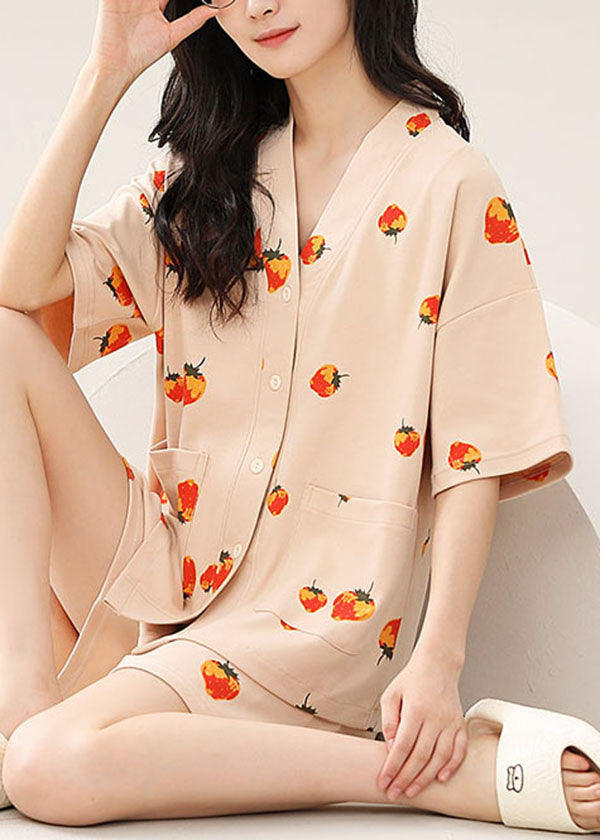 Finely Styled Garment with a Classic Vintage Look