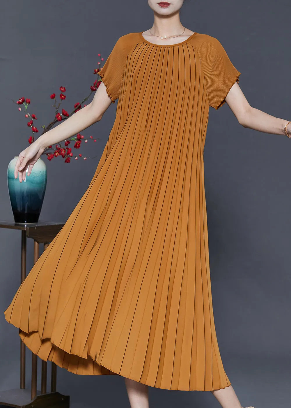 Classic Vintage Dress with a Flattering Fit