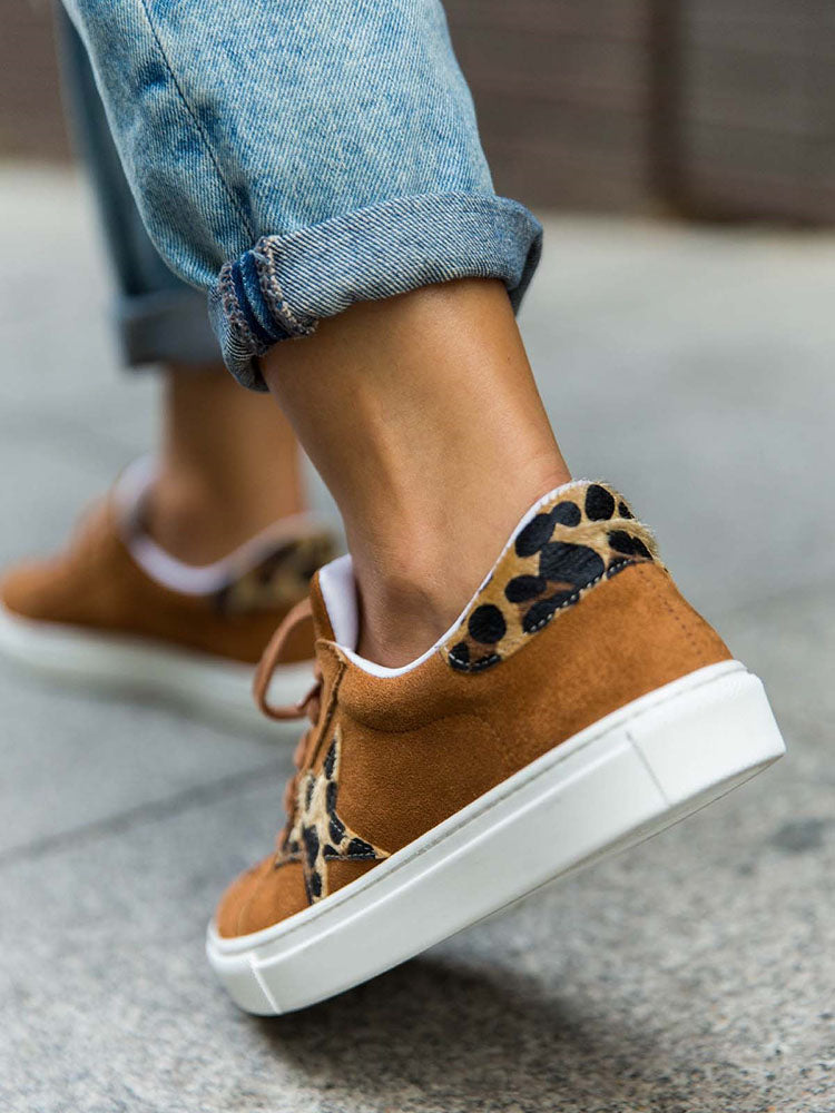 Graceful Orthopedic Shoes for Modern Look