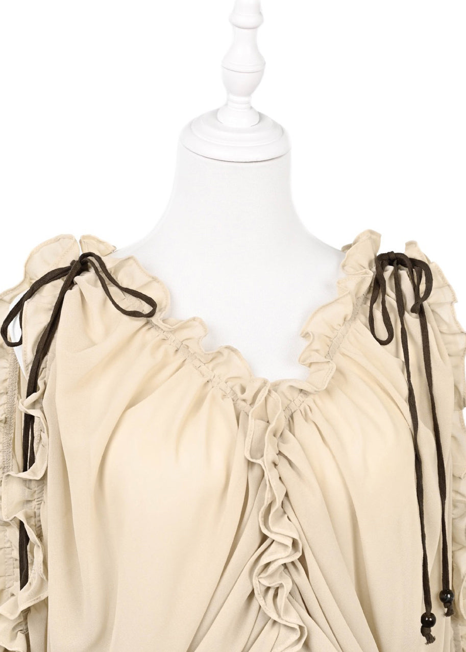 Effortlessly Elegant Top with a Timeless Design