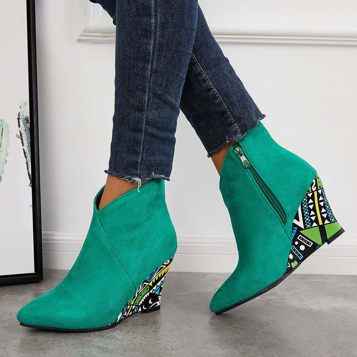Chic Orthopedic Boots with Unique Design