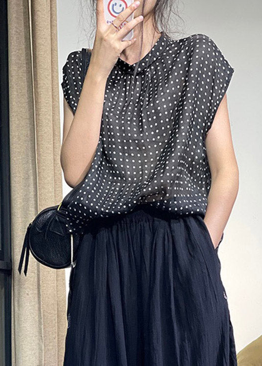 Polished Top with an Effortless Classic Look