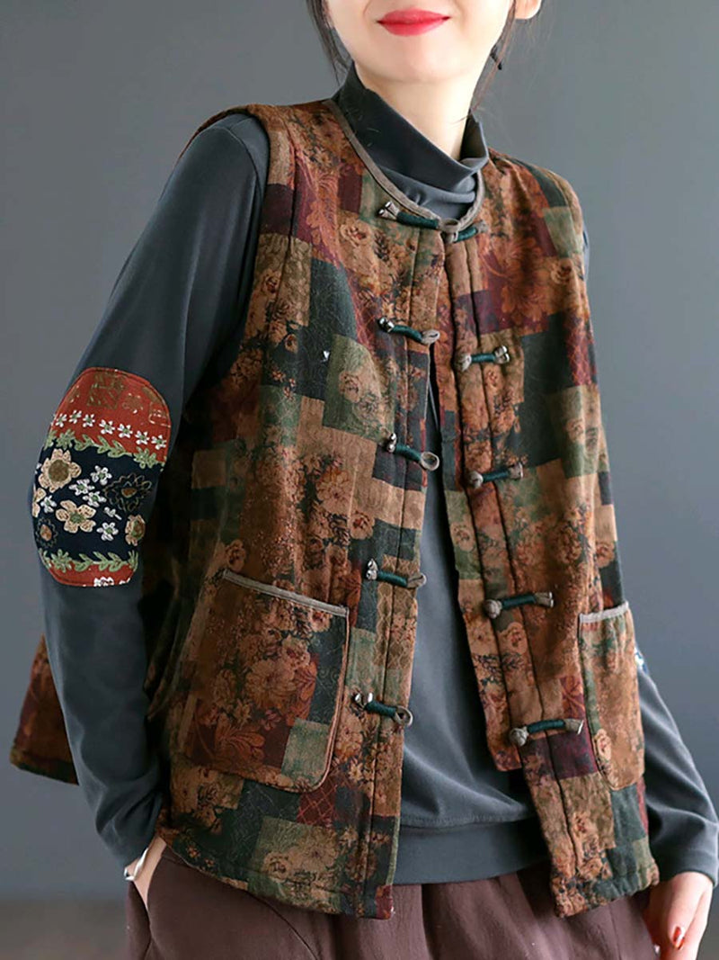 Well Tailored Coat with a Graceful Silhouette