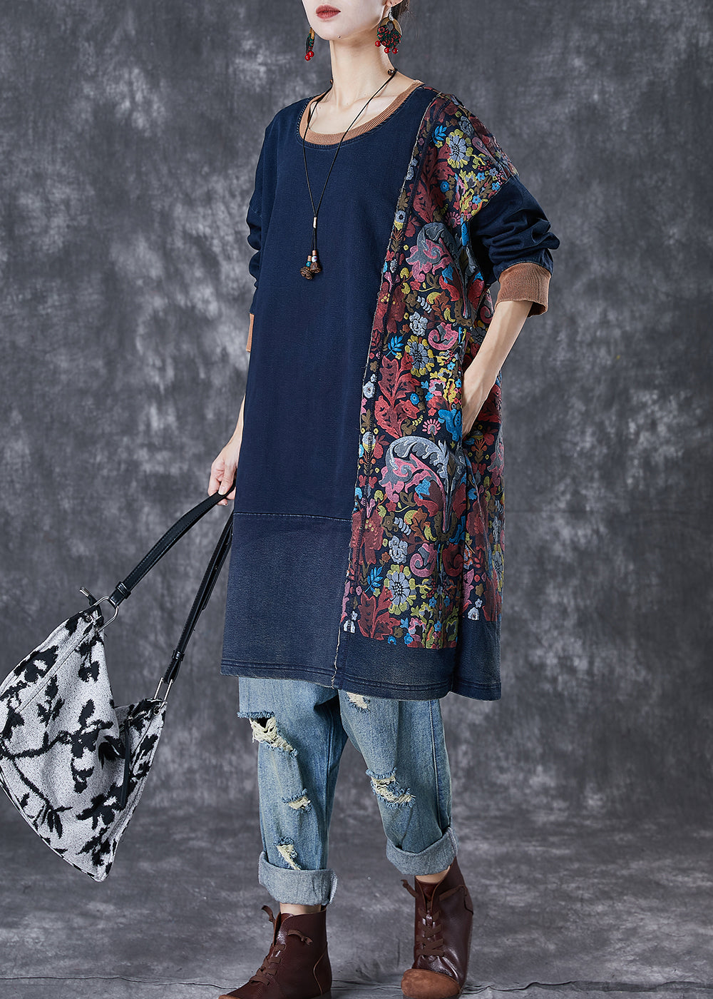 Elegantly Styled Pullover for Everyday Wear