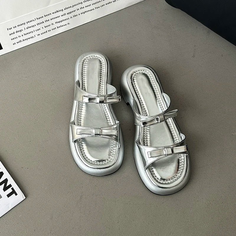 Chic Orthopedic Flats with Unique Design