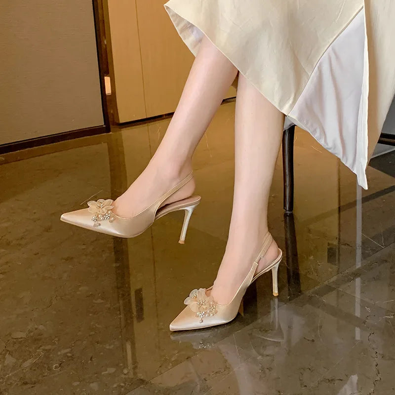 Graceful Orthopedic Sandals for Modern Look