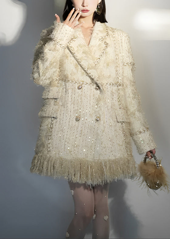 Effortlessly Elegant Coat with a Timeless Design