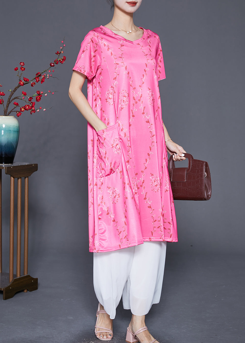 Beautifully Crafted Dress in a Classic Style