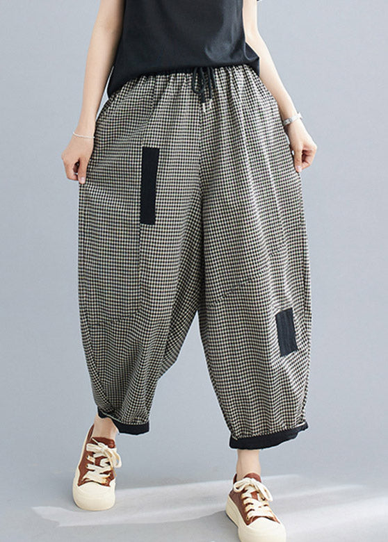 Well Tailored Pants with a Graceful Silhouette