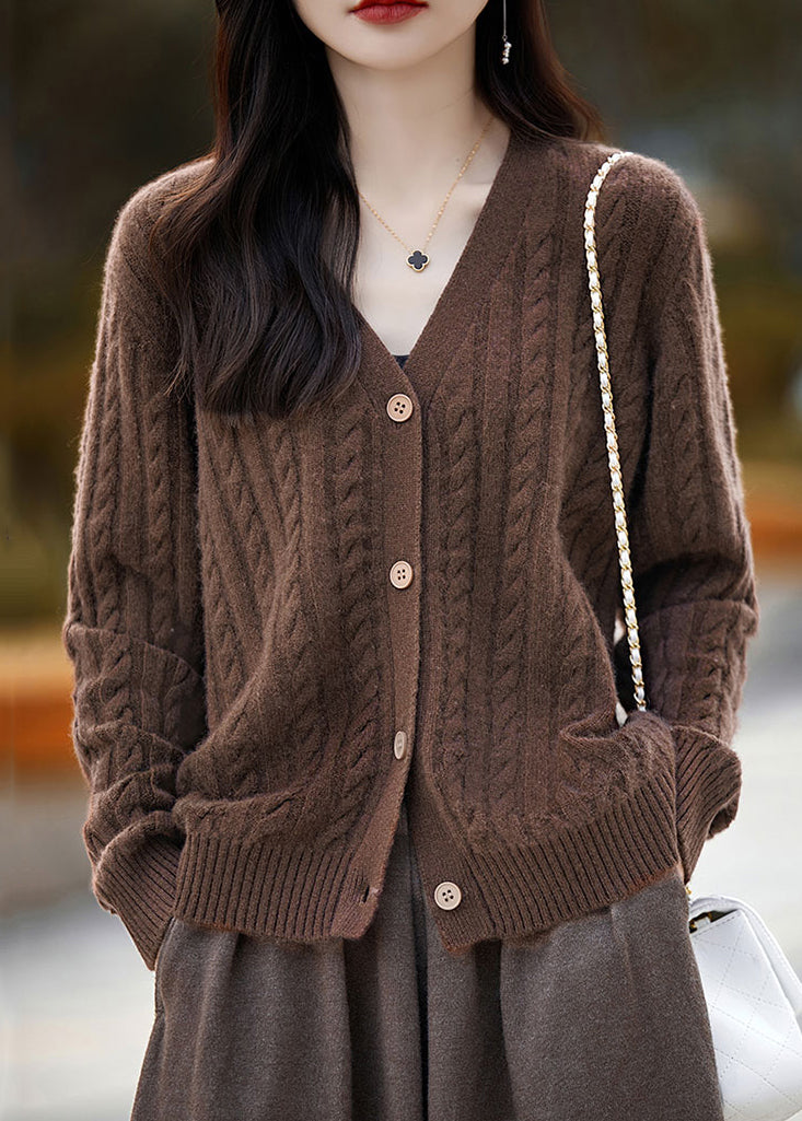 Gracefully Styled Cardigan for Any Occasion