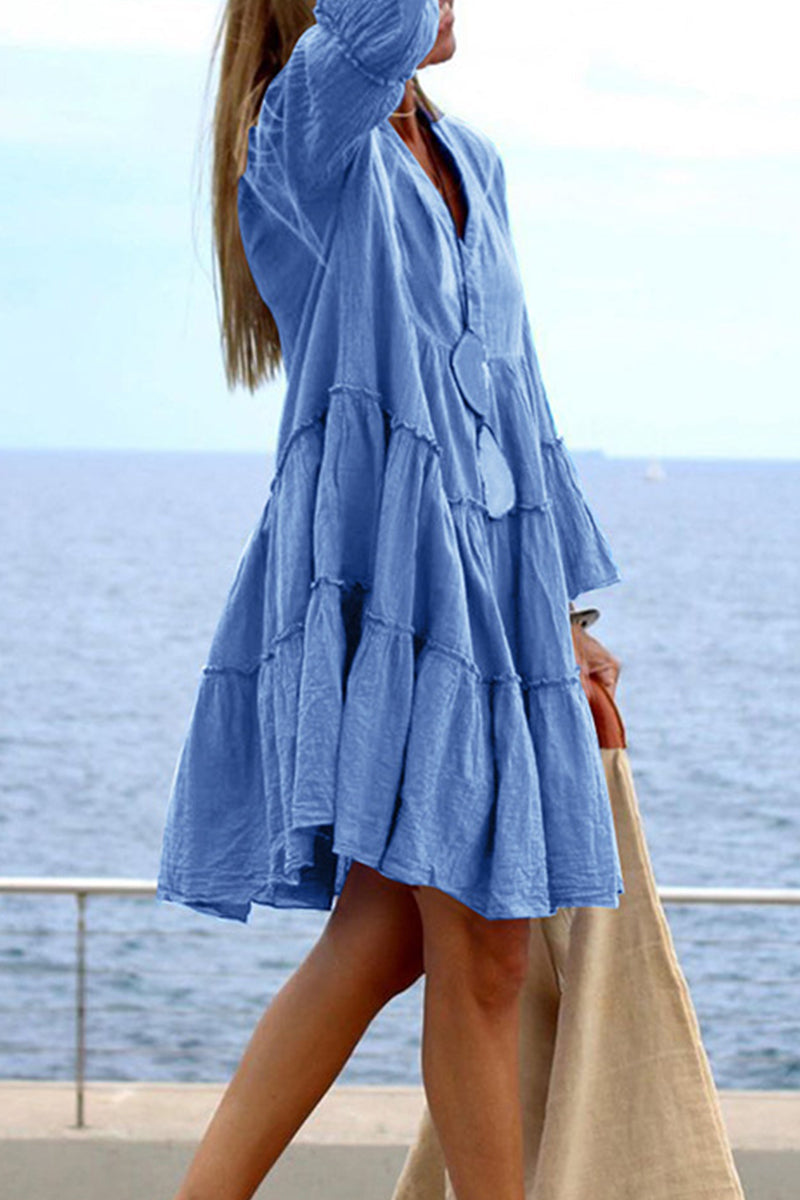 Beautifully Finished Dress in a Timeless Design